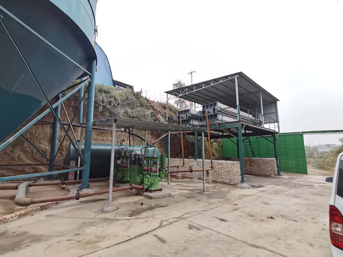 压滤机柱塞泵使用现场 压滤机柱塞泵使用现场