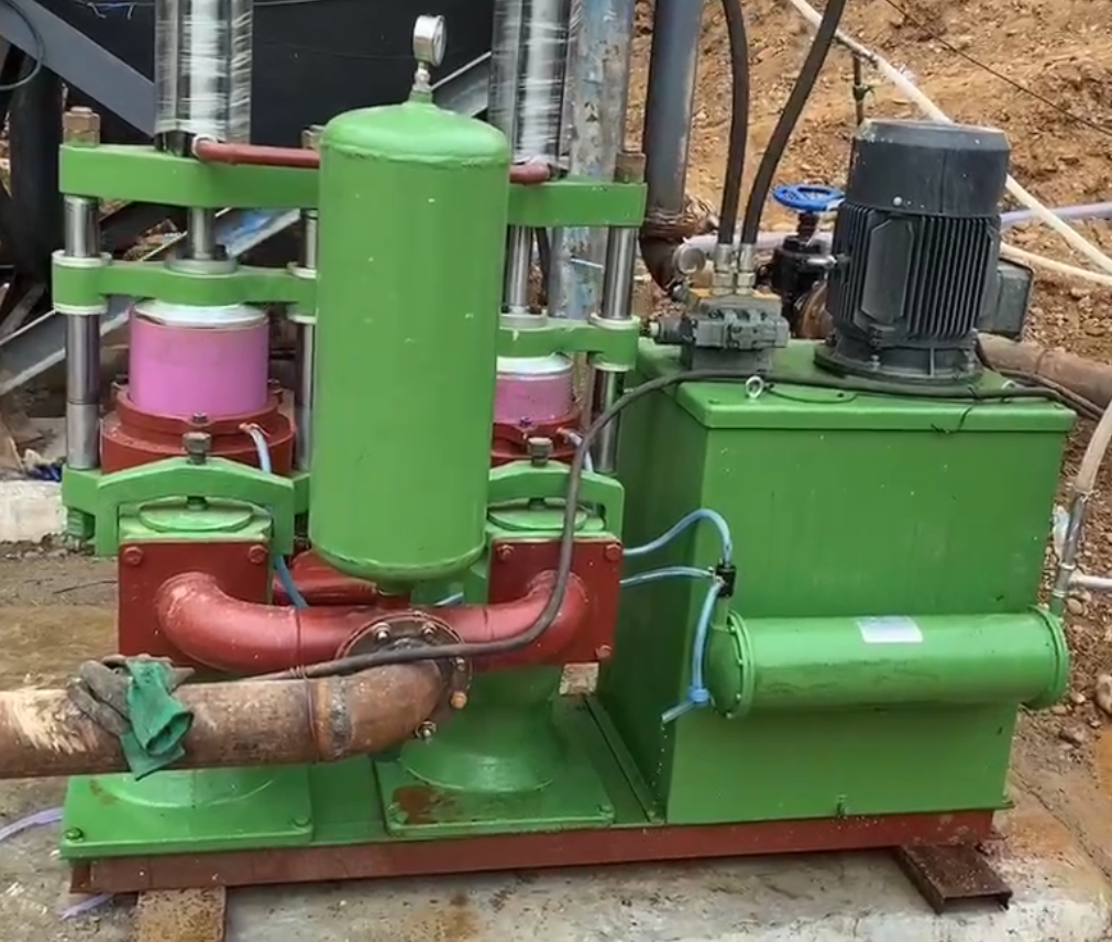 YBH250压滤机专用泵在洗沙厂使用现场 YBH250压滤机专用泵在洗沙厂使用现场